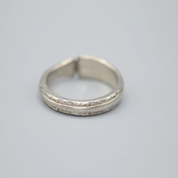 Exquisite Silver Vine Spoon Ring Size 11.5 Vintage Stainless Steel Polished - Picture 7 of 11